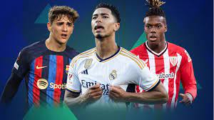 香港此次举 香港此次举